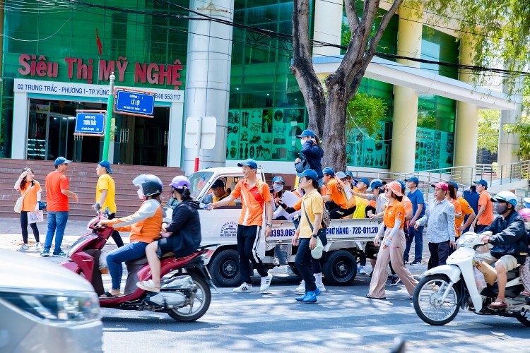Tuổi trẻ Vietsovpetro - Amazing Race với chủ đề “ I’M A VSPer” chào mừng 92 năm Ngày thành lập Đoàn TNCS Hồ Chí Minh Tuổi trẻ Vietsovpetro Amazing Race với chủ đề “ I’M A VSPer” chào mừng 92 năm Ngày thành lập Đoàn TNCS Hồ Chí Minh