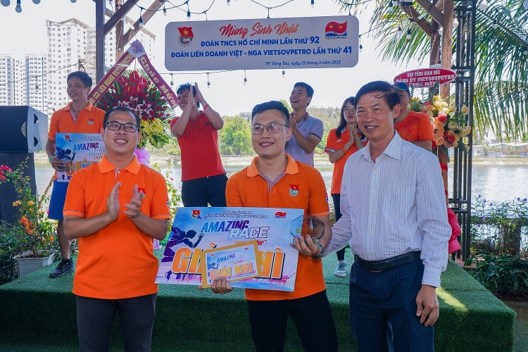 Tuổi trẻ Vietsovpetro   Amazing Race với chủ đề “ I’M A VSPer” chào mừng 92 năm Ngày thành lập Đoàn TNCS Hồ Chí Minh
