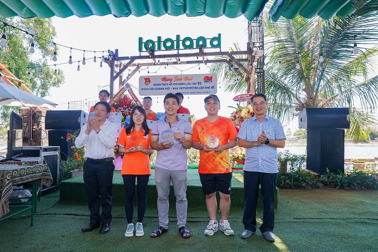 Tuổi trẻ Vietsovpetro   Amazing Race với chủ đề “ I’M A VSPer” chào mừng 92 năm Ngày thành lập Đoàn TNCS Hồ Chí Minh