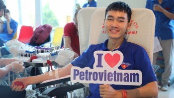 Tuổi trẻ Dầu khí tổ chức chương trình hiến máu nhân đạo với chủ đề “Một giọt máu cho đi, một cuộc đời ở lại”