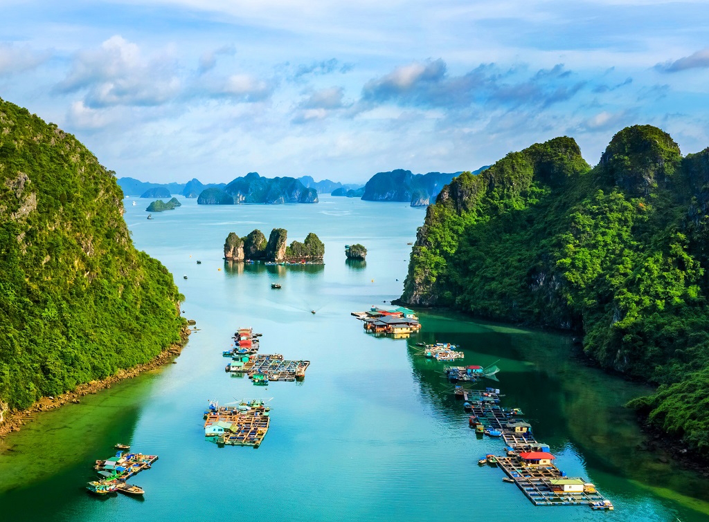Travel+Leisure: Làng chài Cửa Vạn là một trong những thị trấn ven biển đẹp nhất thế giới