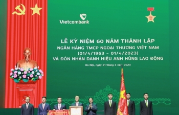 Lễ kỷ niệm 60 năm thành lập Vietcombank và đón nhận danh hiệu Anh hùng Lao động thành công tốt đẹp