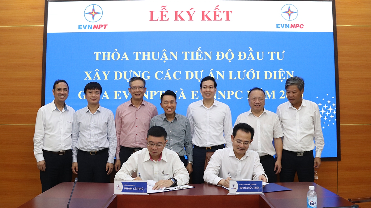 EVNNPT và EVNNPC ký thỏa thuận hợp tác đảm bảo đồng bộ tiến độ các dự án lưới điện