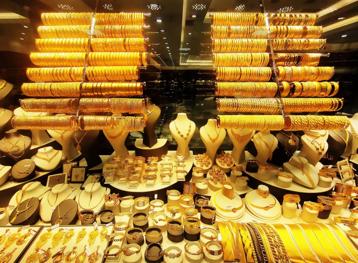 Giá vàng hôm nay (20/4): Quay đầu lao dốc
