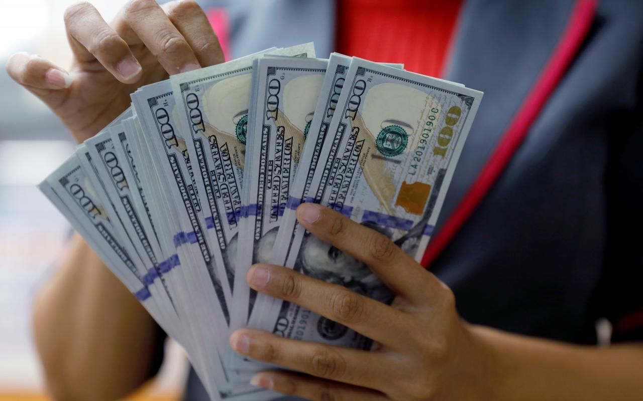 Tỷ giá ngoại tệ hôm nay 22/4: Đồng USD trong nước hạ nhiệt