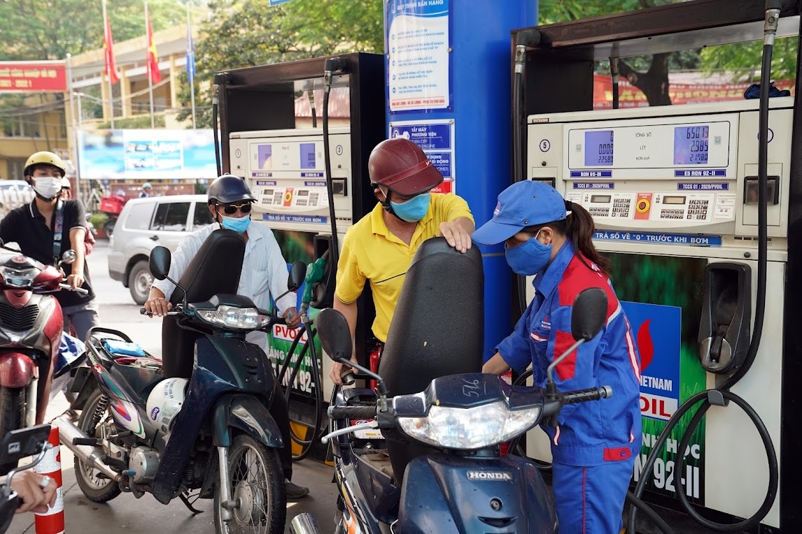 Đại lý bán lẻ xăng dầu được nhập hàng từ nhiều nguồn