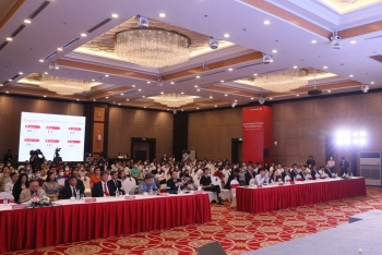 ĐHĐCĐ Techcombank 2023: Đồng thuận cao với mục tiêu kinh doanh bền vững, gia tăng vị thế dẫn đầu trong chuyển đổi số