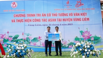 BSR - 15 năm hướng về cộng đồng