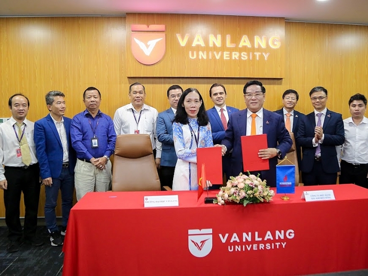 BIENDONG POC ký kết biên bản ghi nhớ hợp tác với trường Đại học Văn Lang