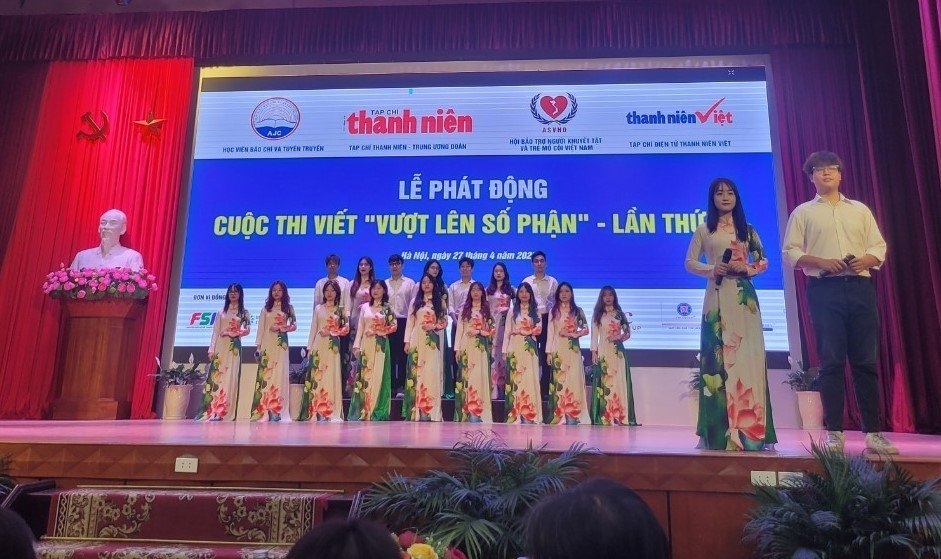 Tạp chí Thanh Niên tổ chức cuộc thi viết "Vượt lên số phận" lần thứ VI