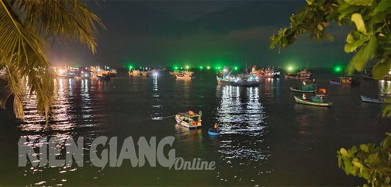 Làng chài giữa phố Làng chài giữa phố