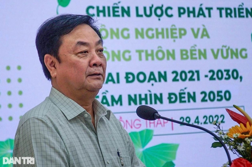 Bộ trưởng Lê Minh Hoan giới thiệu chiến lược phát triển nông nghiệp và nông thôn bền vững (Ảnh: Nguyễn Cường).