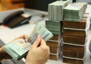 Tin tức kinh tế ngày 30/4: Thu ngân sách Nhà nước giảm 5% trong 4 tháng đầu năm
