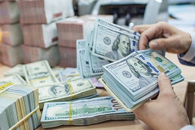 Tỷ giá ngoại tệ hôm nay 4/5: Đồng USD tiếp tục 