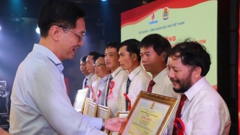 Người lao động PVU được tôn vinh các danh hiệu Dầu khí tiêu biểu và nhận nhiều giải thưởng của Giải chạy bộ online “Xuân Dầu khí 2023”