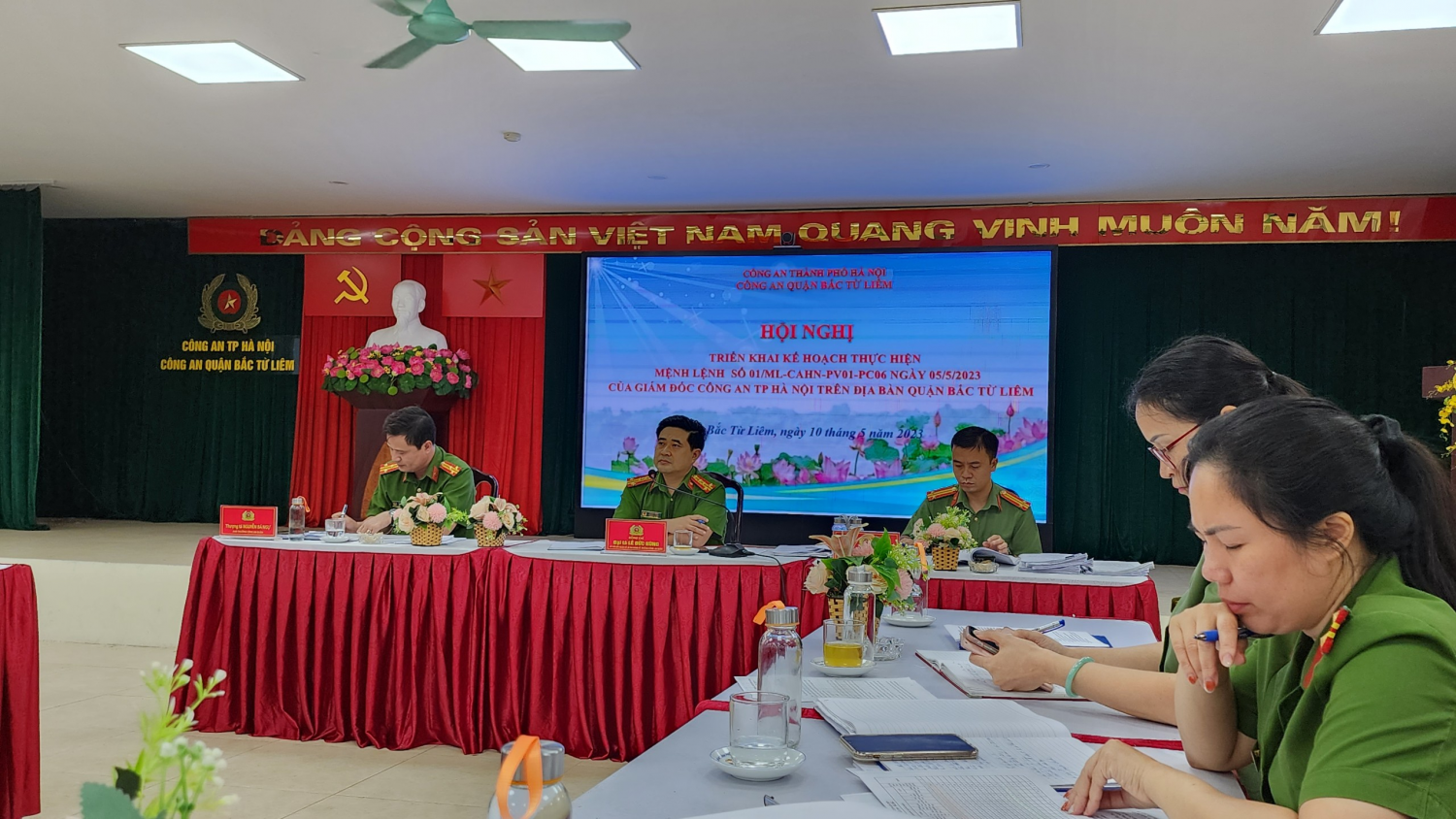 Quận Bắc Từ Liêm (Hà Nội): Cao điểm cấp CCCD gắn chip và kích hoạt định danh điện tử