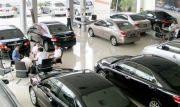 Tin tức kinh tế ngày 12/5: Doanh số bán ô tô 4 tháng đầu năm sụt giảm mạnh