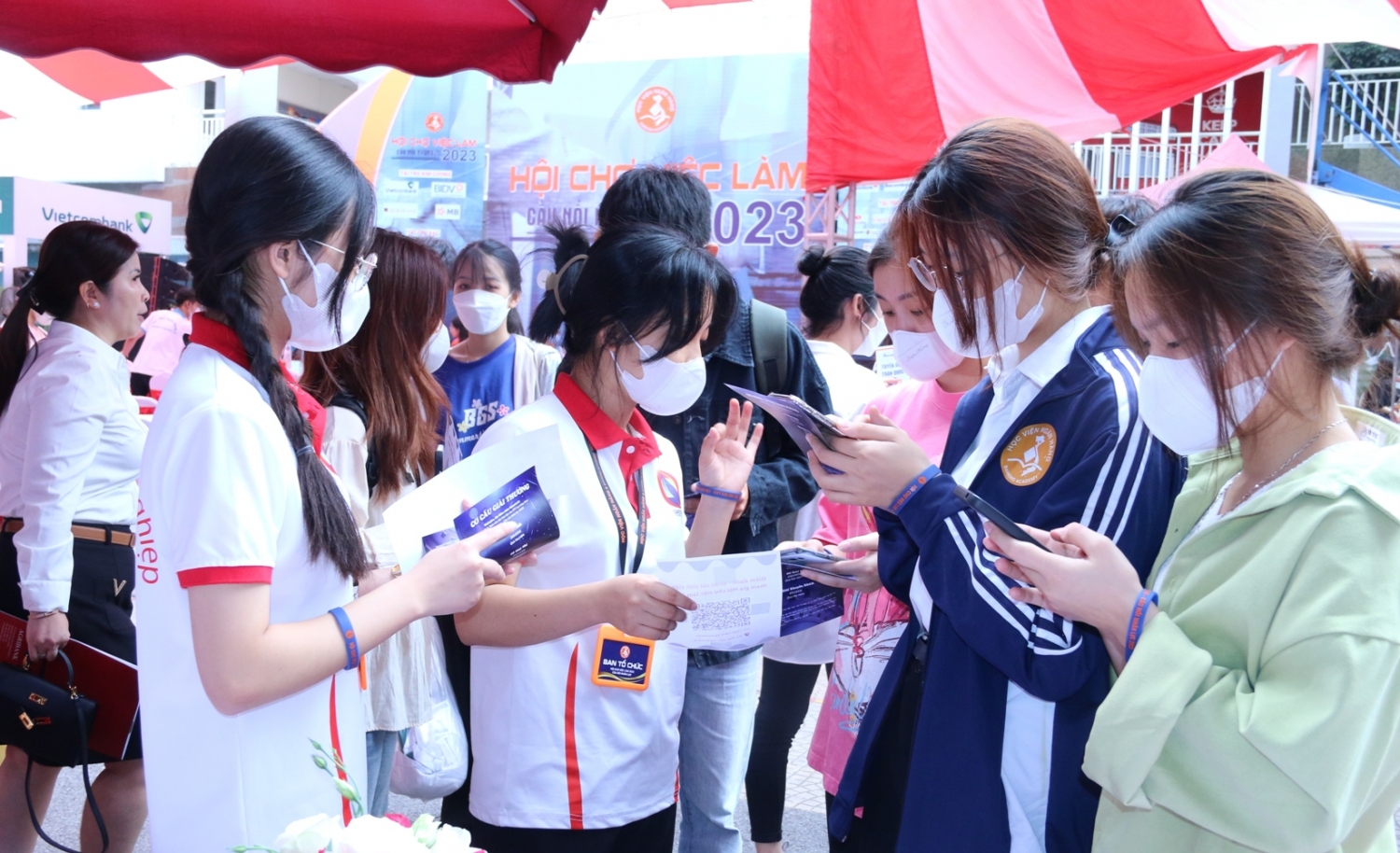 Nhiều cơ hội việc làm cho sinh viên ngành Ngân hàng