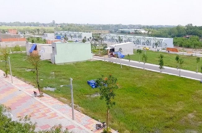 Tin bất động sản tuần qua: TP HCM lên kế hoạch cấp sổ hồng cho hơn 81.000 căn hộ
