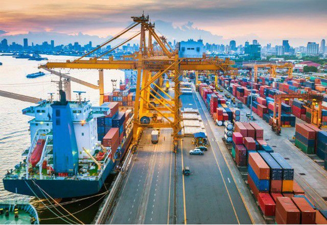 Nửa cuối tháng 4/2023, xuất nhập khẩu hàng hóa tăng nhẹ