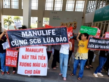 Khách hàng yêu cầu Manulife giải quyết đơn khiếu nại