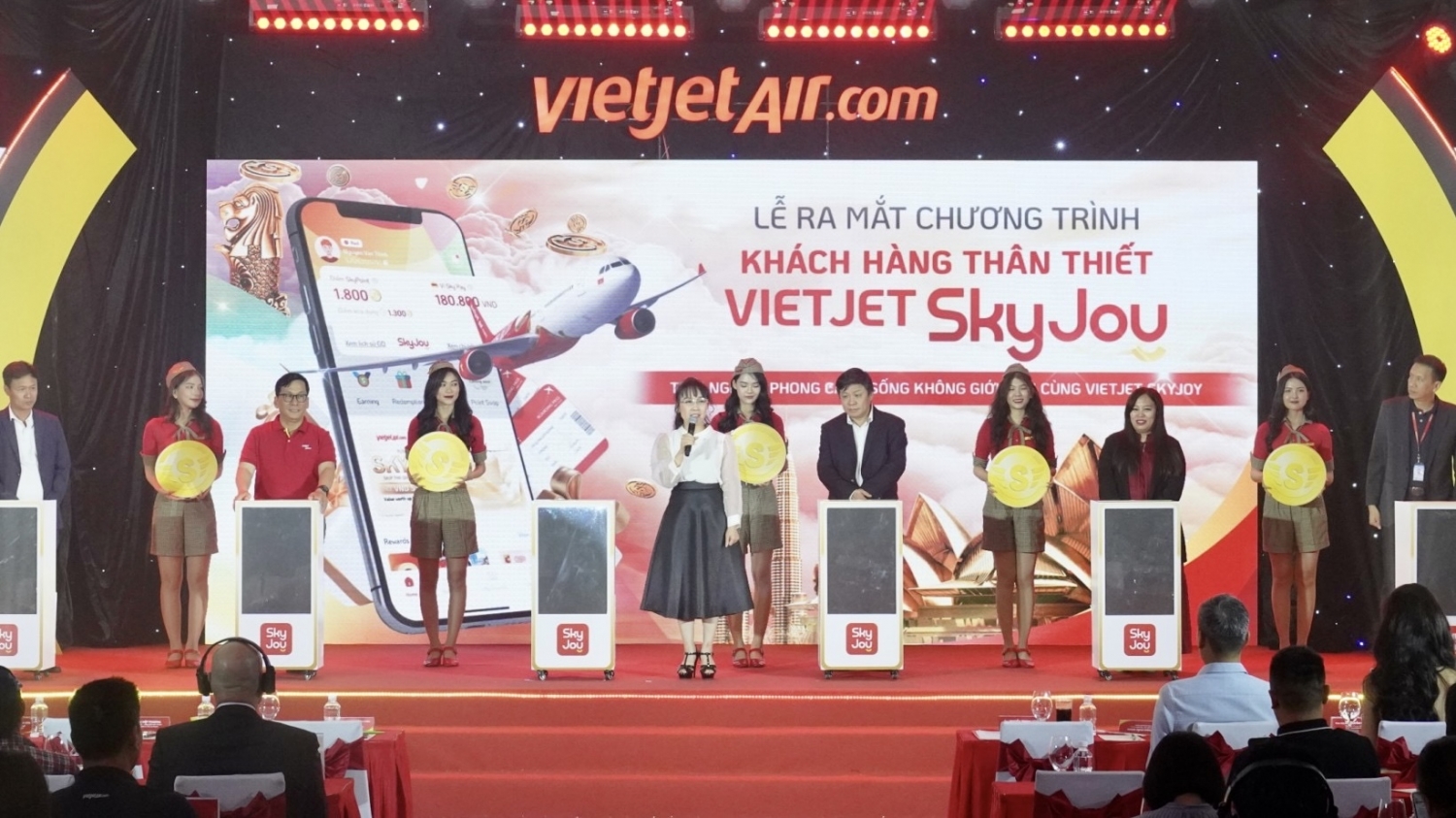 Bay càng nhiều, tích điểm đổi quà thỏa thích với  Vietjet SkyJoy