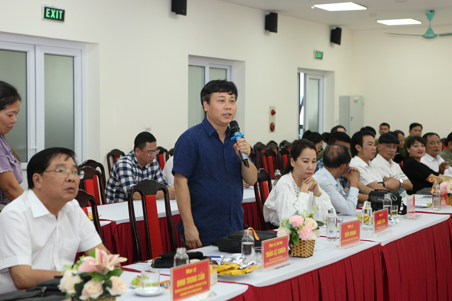 Sơ kết 01 tháng triển khai cuộc thi sáng tác ca khúc chủ đề “Công an quận Bắc Từ Liêm - Những mùa hoa chiến công” Sơ kết 01 tháng triển khai cuộc thi sáng tác ca khúc chủ đề “Công an quận Bắc Từ Liêm - Những mùa hoa chiến công”