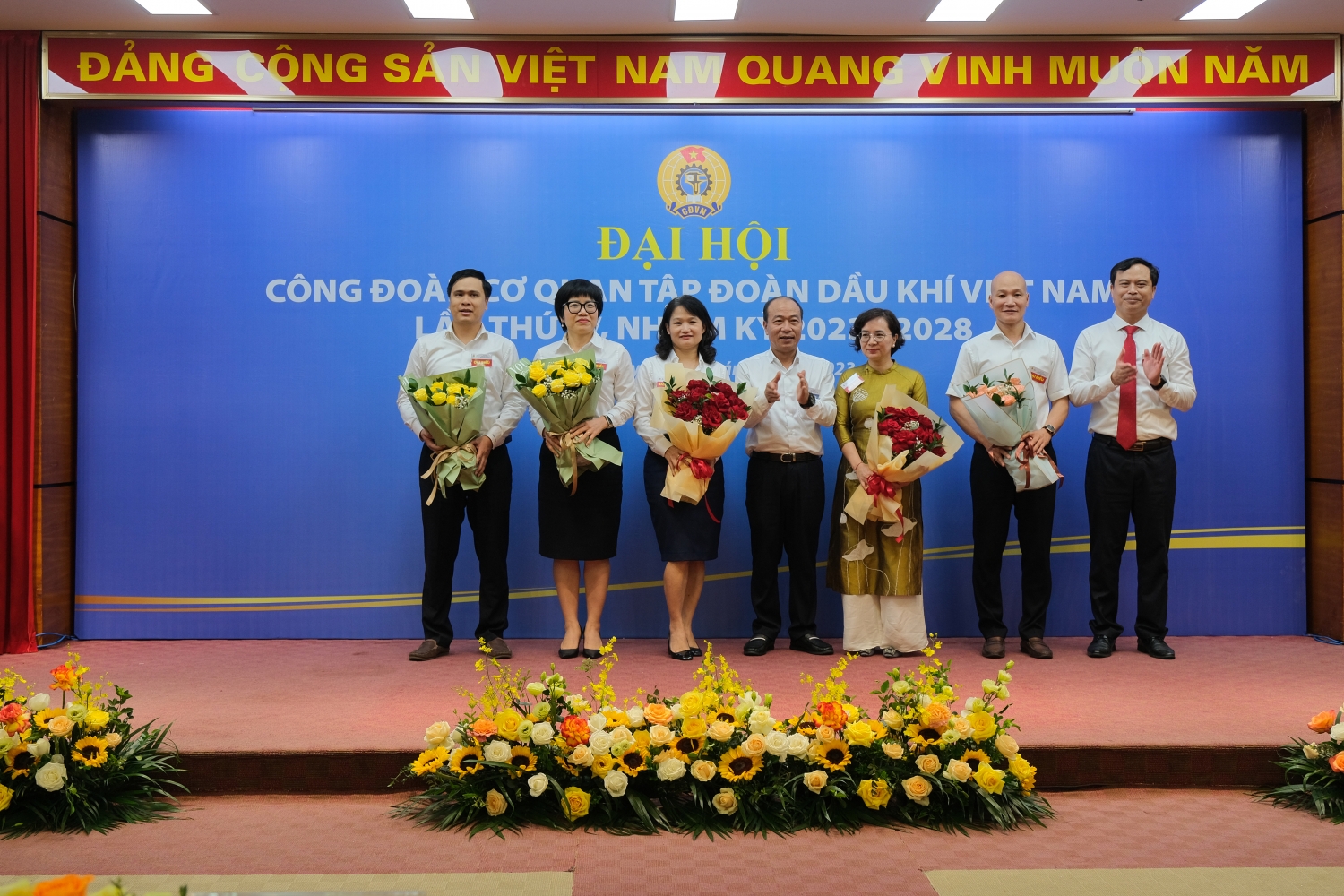 Xứng đáng là tổ chức Công đoàn xuất sắc, vững mạnh, tiêu biểu, dẫn dắt của CĐ DKVN