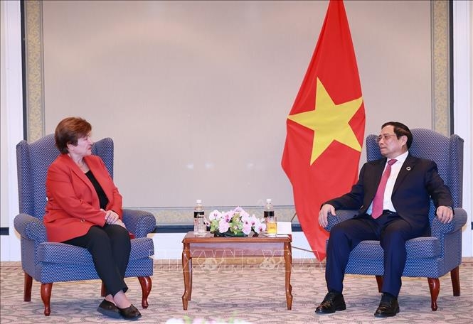 Thủ tướng Phạm Minh Chính tiếp Tổng Giám đốc Quỹ Tiền tệ Quốc tế Kristalina Georgieva. Ảnh: Dương Giang/TTXVN
