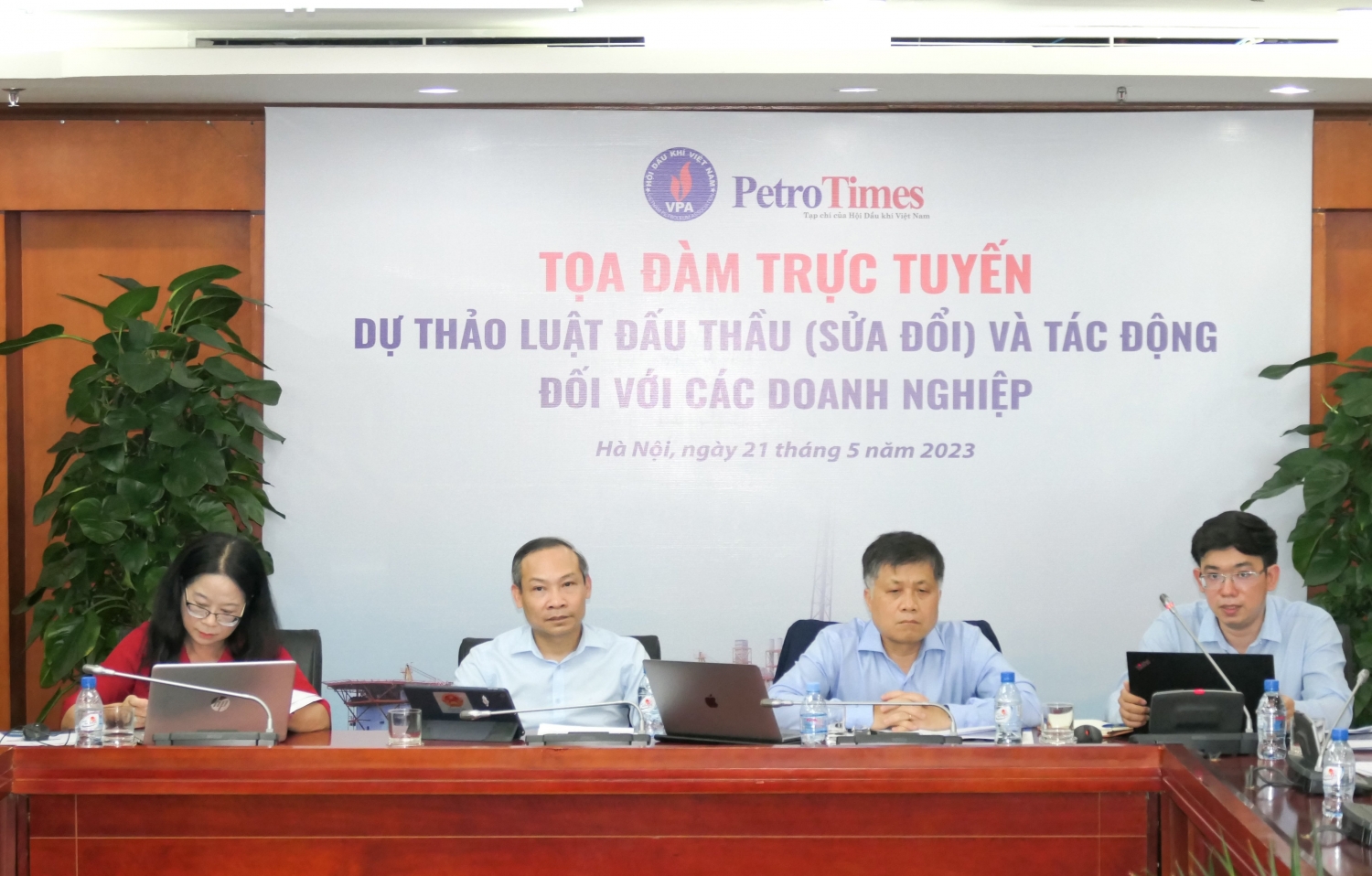 (LIVE) Tọa đàm "Dự thảo Luật Đấu thầu (sửa đổi) và tác động đối với các doanh nghiệp"