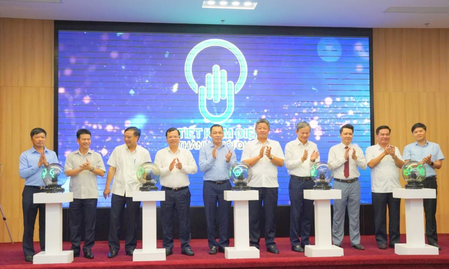 Phát động phong trào tiết kiệm điện trên toàn quốc năm 2023