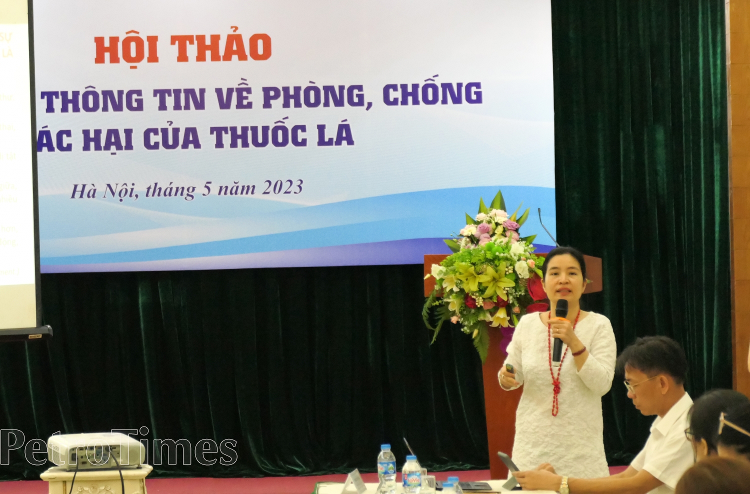 Việt Nam thuộc nhóm 15 nước nam giới hút thuốc lá nhiều nhất thế giới