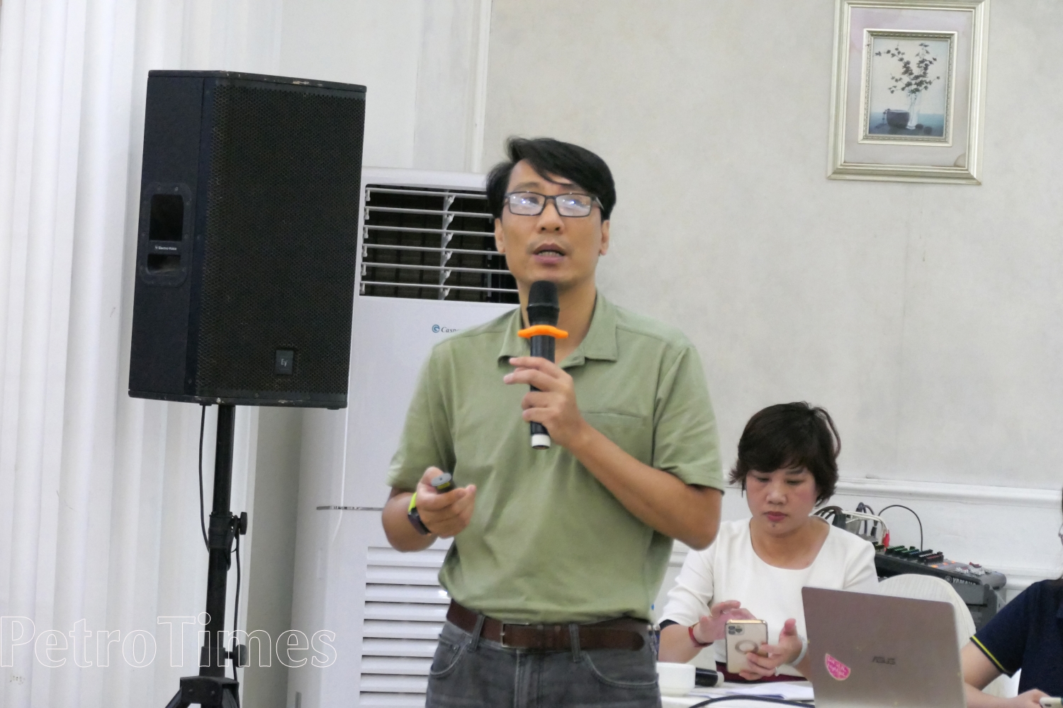 Việt Nam thuộc nhóm 15 nước nam giới hút thuốc lá nhiều nhất thế giới
