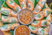 Chả giò và gỏi cuốn Việt Nam lọt top 50 món ăn nhẹ hấp dẫn nhất thế giới
