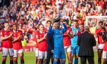 Roy Kean khuyên Ten Hag hãy "tống khứ" thủ thành De Gea
