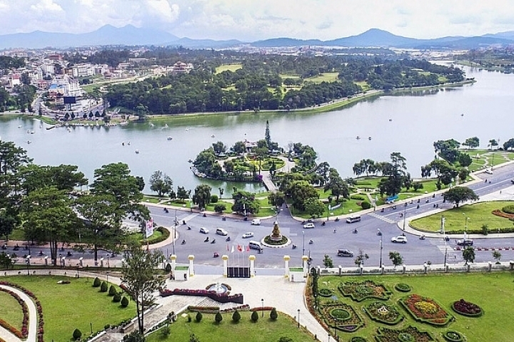 Tin bất động sản ngày 1/6: Hòa Bình yêu cầu dừng thi công dự án nghỉ dưỡng cao cấp Đông Trường Sơn