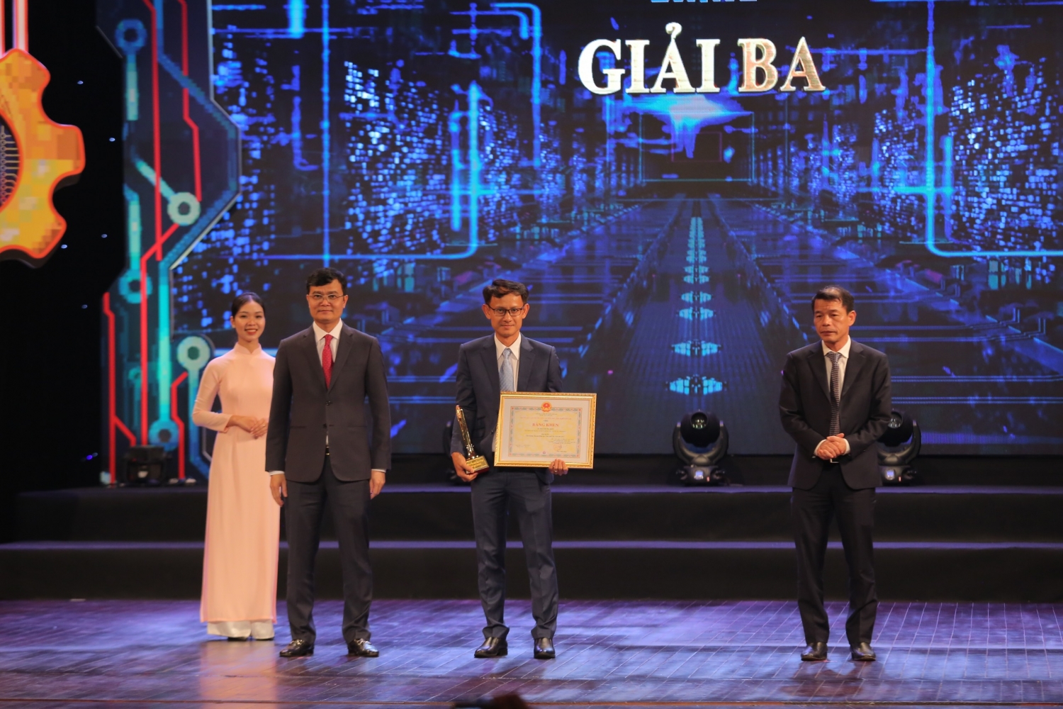 5 công trình khoa học ngành Dầu khí đạt giải thưởng VIFOTEC năm 2022