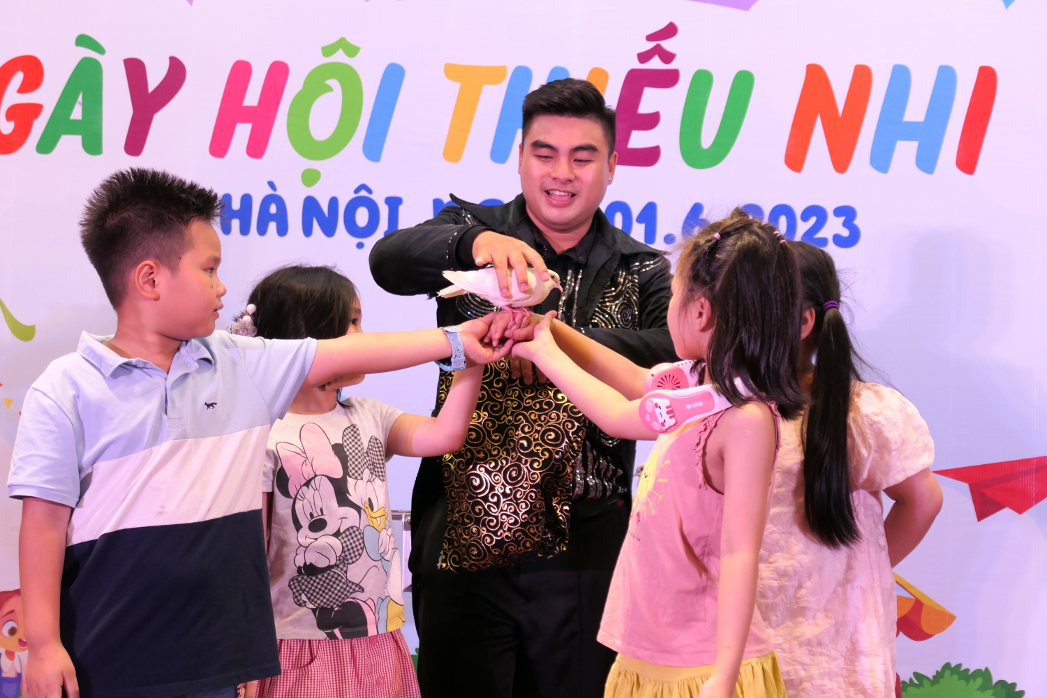 Đoàn Thanh niên Cơ quan Tập đoàn tổ chức Ngày hội Thiếu nhi 1/6