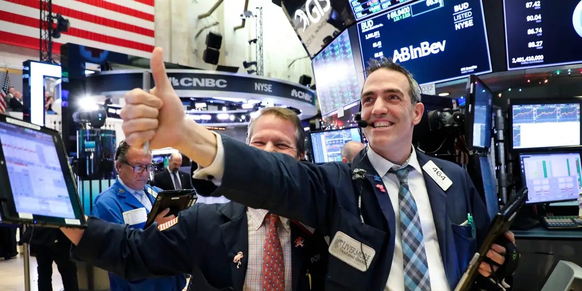 Thị trường chứng khoán thế giới ngày 3/6: Chỉ số Dow Jones kết tuần ngoạn mục
