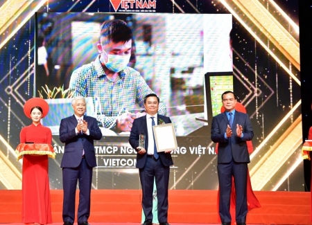 Vietcombank là một trong 5 tập thể được vinh danh tại Lễ trao giải Vinh quang Việt Nam lần thứ 18, năm 2023