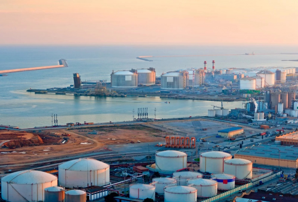 Các nhà xuất khẩu LNG Australia lo ngại doanh thu sụt giảm khi nhu cầu yếu