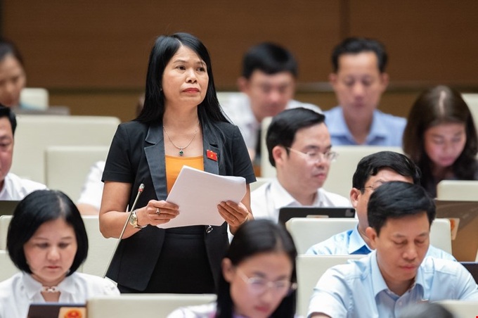 Ai được yêu cầu cung cấp thông tin khách của ngân hàng?  - 1