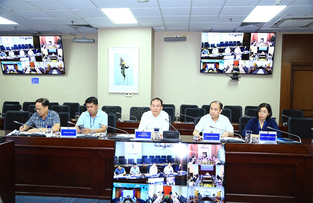 EVN và Tổng công ty Đông Bắc làm việc về đảm bảo than cho sản xuất điện trong tháng cao điểm mùa khô 2023