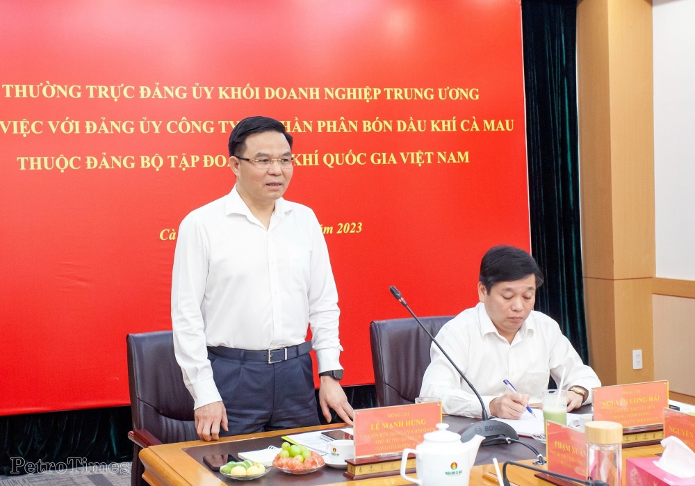 Thường trực Đảng ủy Khối DNTƯ làm việc với Đảng ủy PVCFC