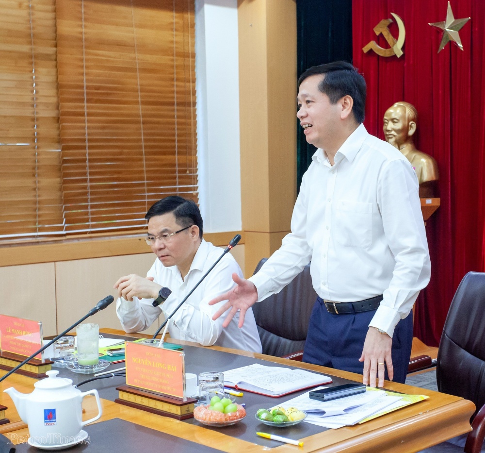 Thường trực Đảng ủy Khối DNTƯ làm việc với Đảng ủy PVCFC