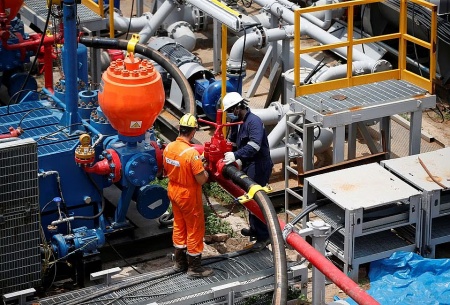 IEA: Nhu cầu sử dụng dầu thô toàn cầu sẽ đạt đỉnh với 106 triệu thùng/ngày vào năm 2028