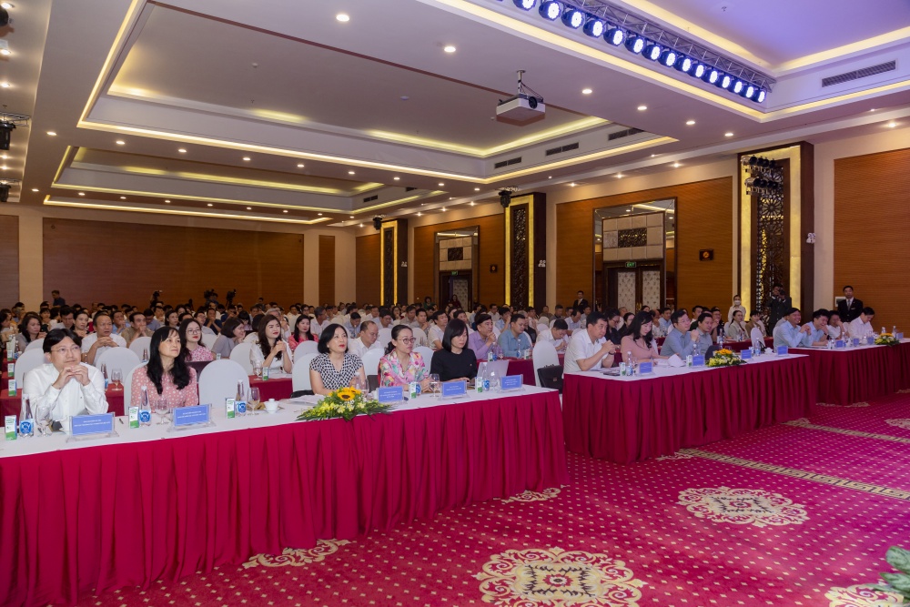 	Hơn 190 đại biểu cả nước tham dự “Hội thảo về công tác quản lý trong hoạt động phát thanh, truyền hình”