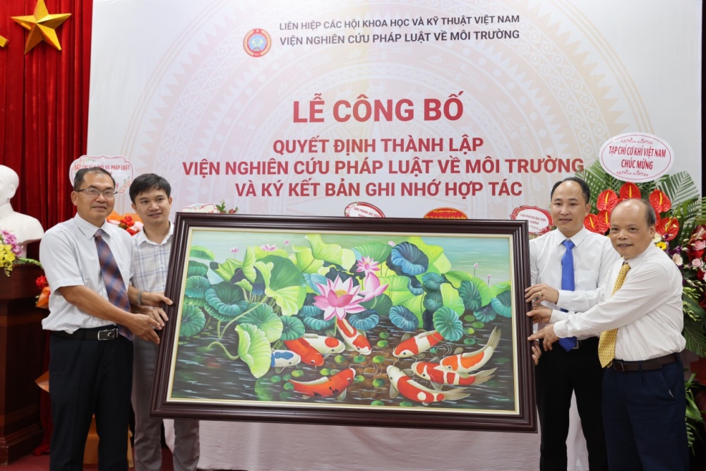 Thành lập Viện Nghiên cứu pháp luật về môi trường