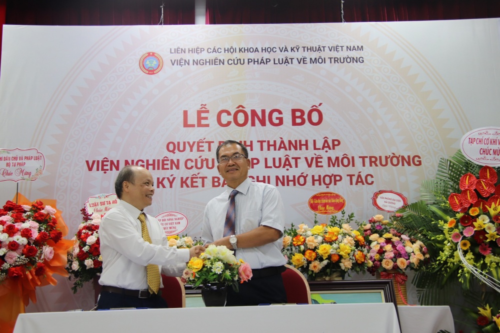 Thành lập Viện Nghiên cứu pháp luật về môi trường