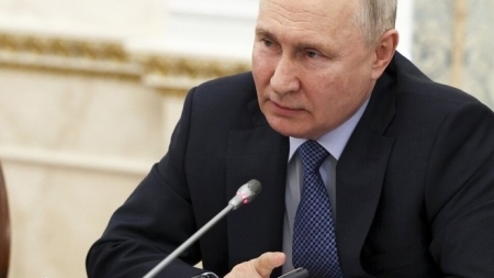 Tổng thống Putin: Quyết định cắt giảm sản lượng dầu của OPEC+ mang tính phi chính trị